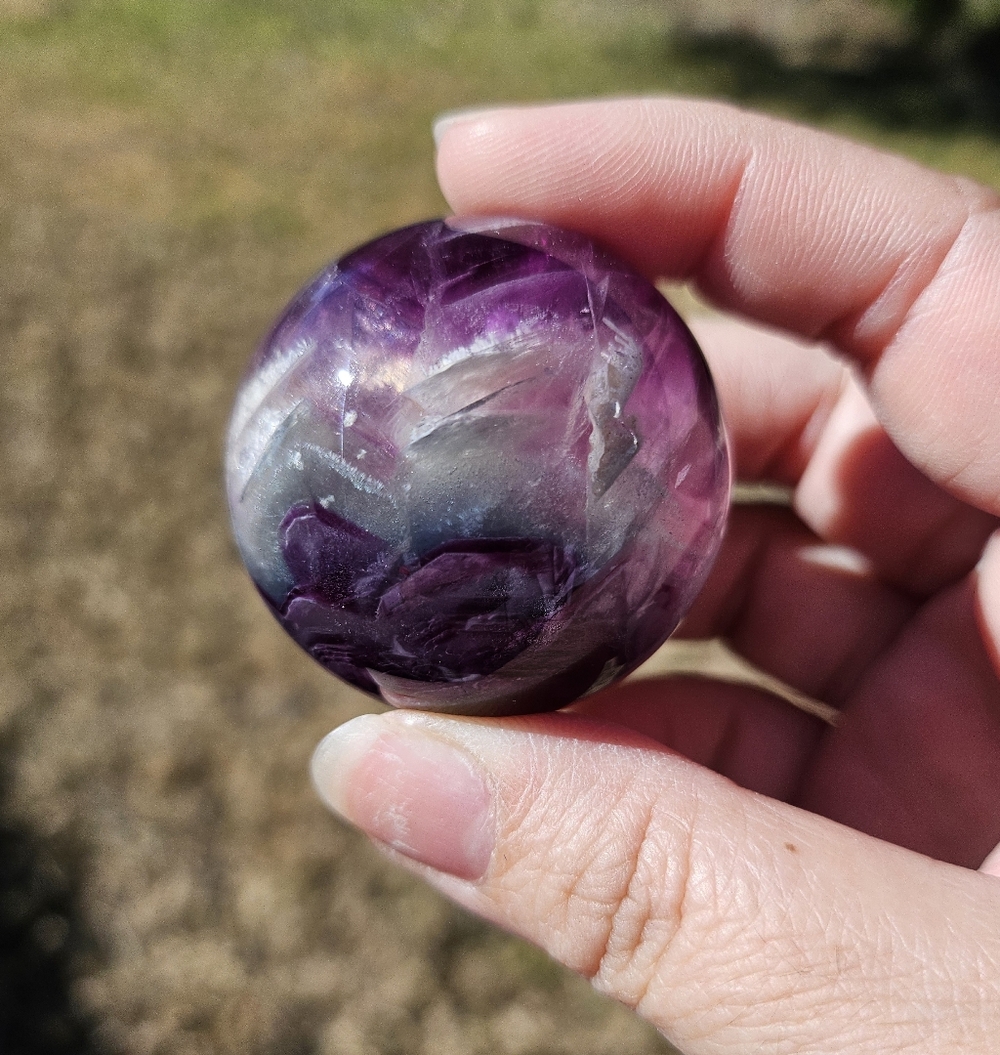 fluorite sphere 1.5 in